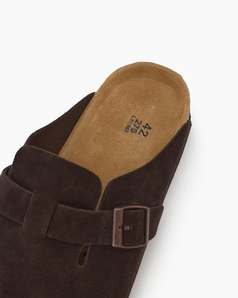 Clogs aus Wildleder