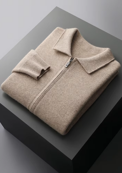 EXTRAFEINER MERINOWOLLE ZIP-POLO-STRICKJACKE