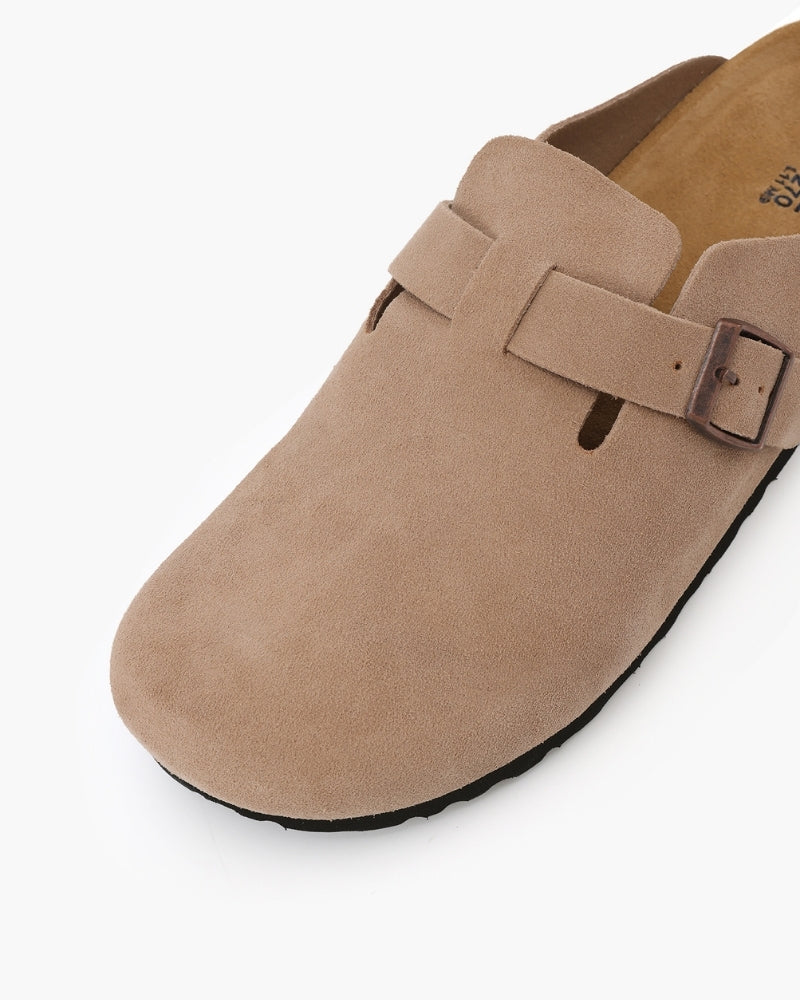Clogs aus Wildleder
