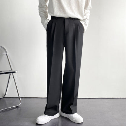 GUNSAN Enganliegende Hose