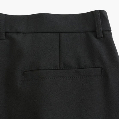 GUNSAN Enganliegende Hose